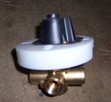 Woodland Airstream Parts and RV Accessories Store, Airstream 4 Port Posi-Temp Valve for Shower - 601831